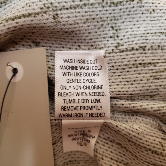 NWT Croft and Barrow Sleeveless Top - Picture 8 of 8